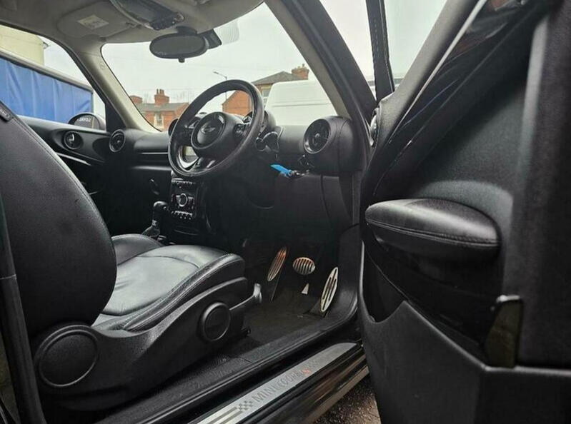 MINI PACEMAN